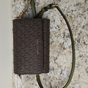Michael Kors  wallet crossbody